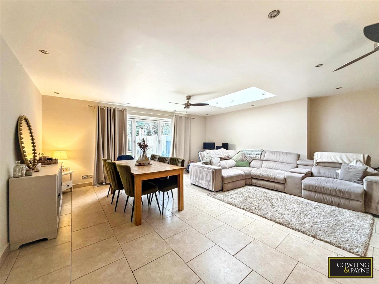 Highcliffe Road, Wickford